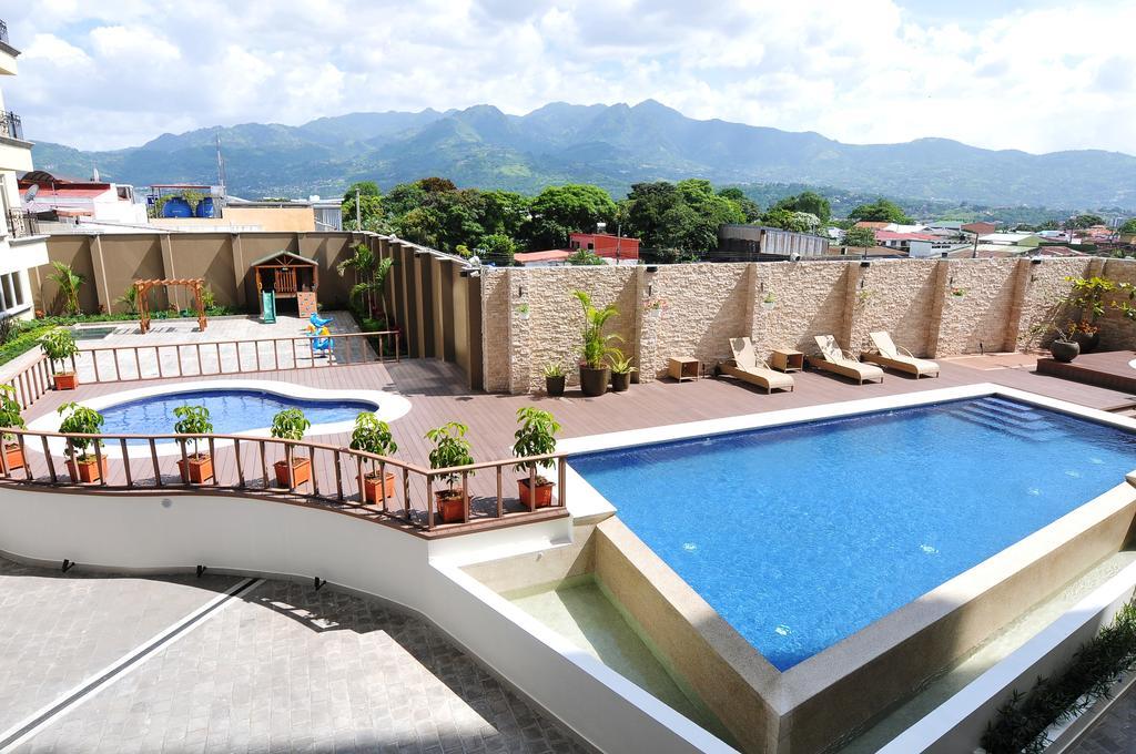 Torres Del Lago Suites And Apartments San José Exterior foto