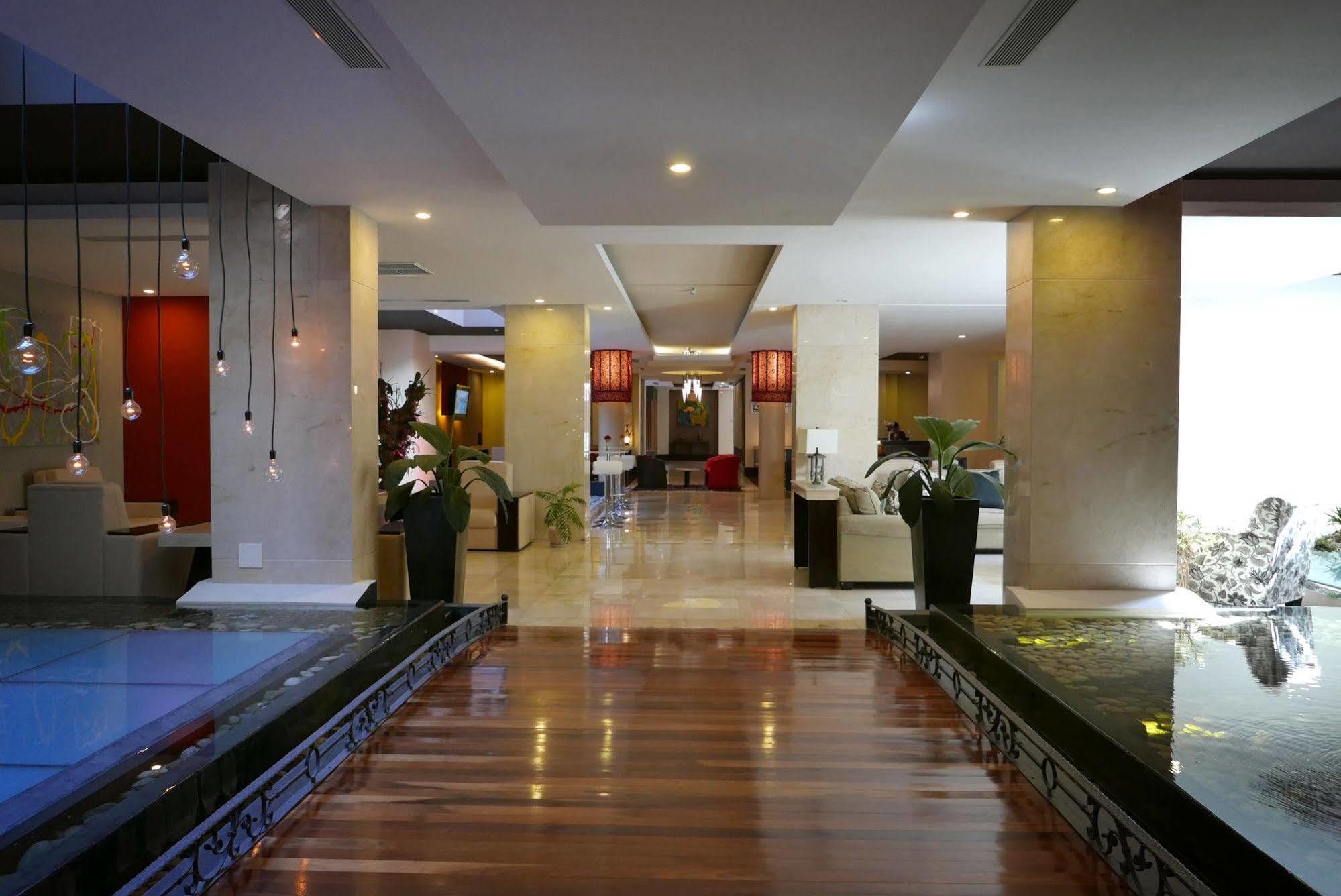 Torres Del Lago Suites And Apartments San José Exterior foto